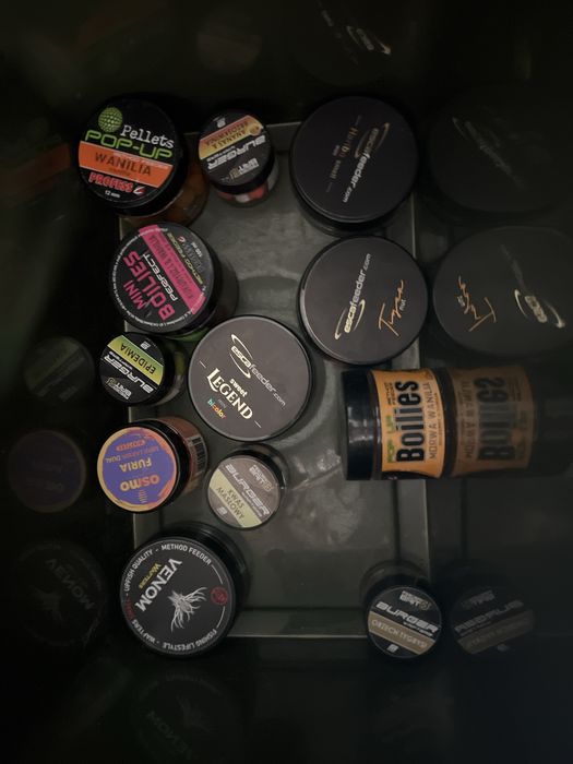 Zestaw do method feeder+ skrzynka mikado +przynety