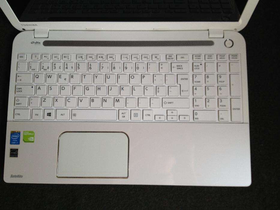 Toshiba Satellite i7