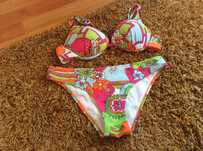 Vendo bikinis de praia