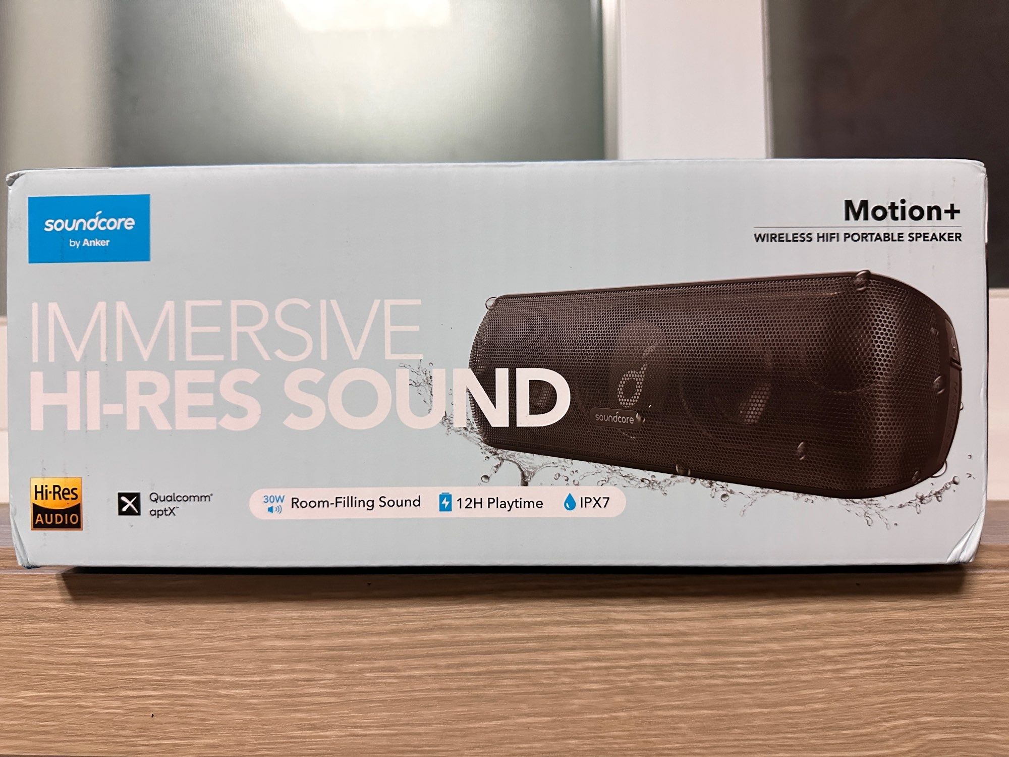 Bluetooth-колонка Anker Soundcore Motion+
