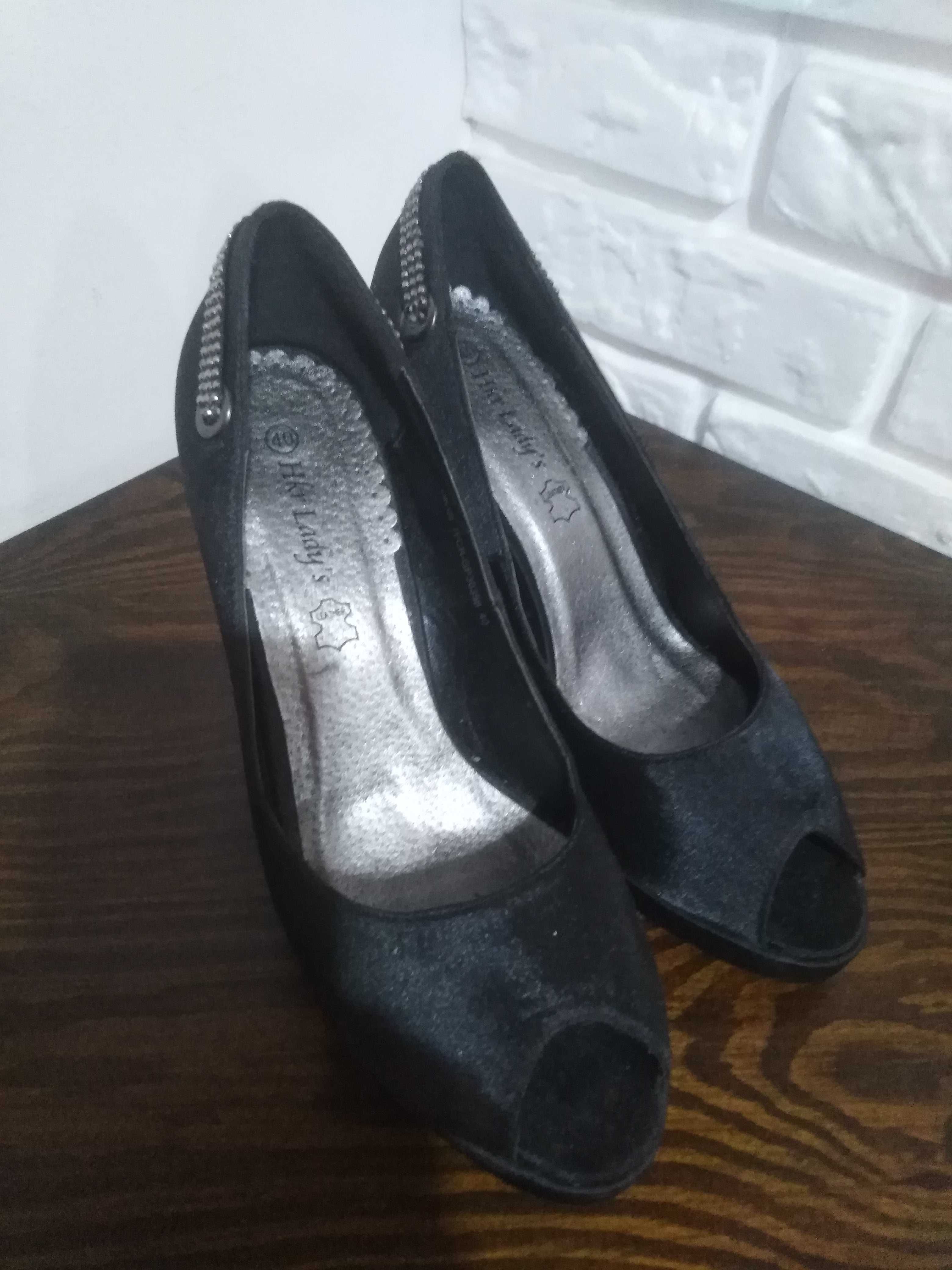 Buty damskie r.40 czółenka eleganckie wizytowe