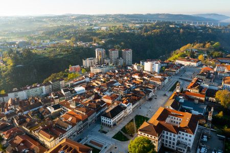 Quarto para menina estudante universitaria - Vila Real