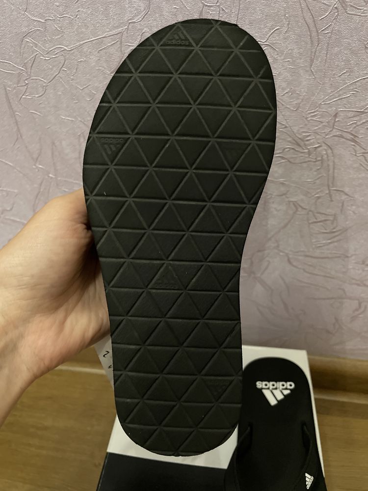 Детские вьетнамки Adidas р 34 (22,5 см)