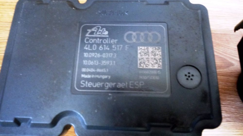 Блок ABS АБС Audi Q7 \ Ауди Кю7 , Ку7 4L0614517E 4L0614517D