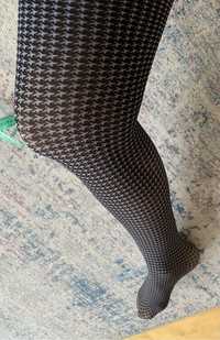 Rezerwacja: Rajstopy w pepitkę, w czarne prazki i kobaltowe legginsy