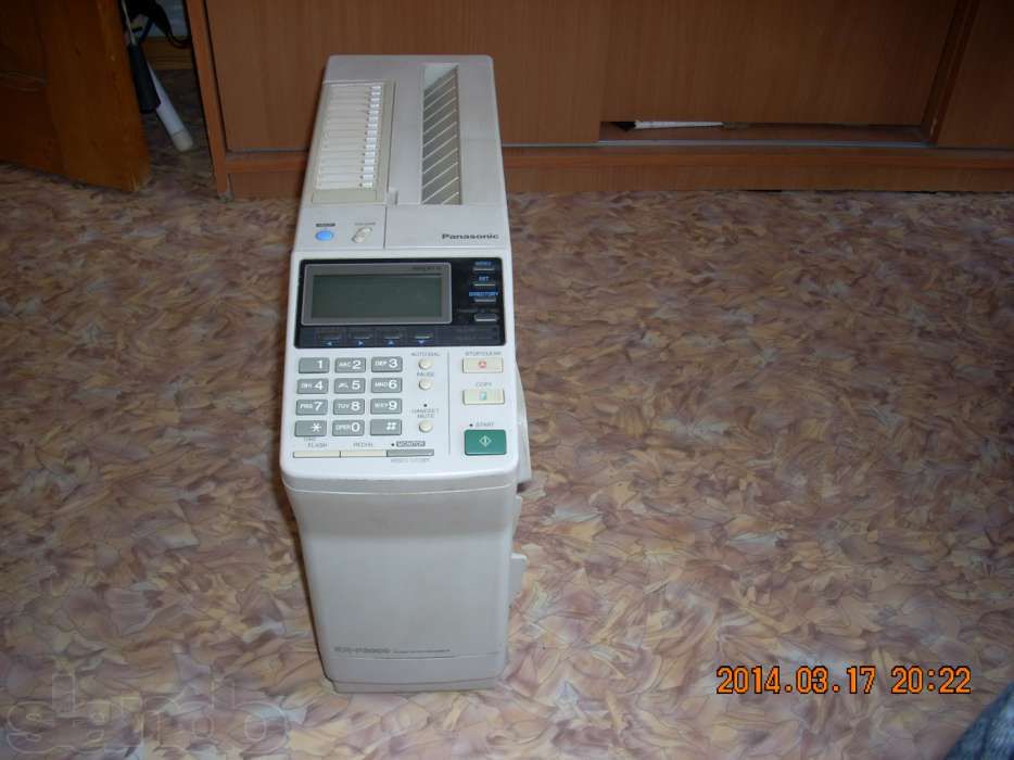Лазерный копир-факс Panasonic с телефоном