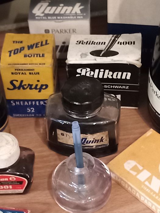 Frascos antigos de tinta para caneta de tinta permanente