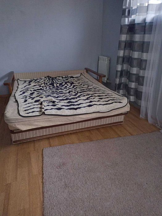 Кімната для жінки або дівчини