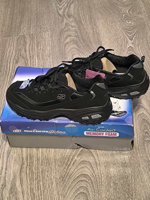 Жіночі шкіряні кросівки Skechers оригінал роз.40, довжина устілки 26.5