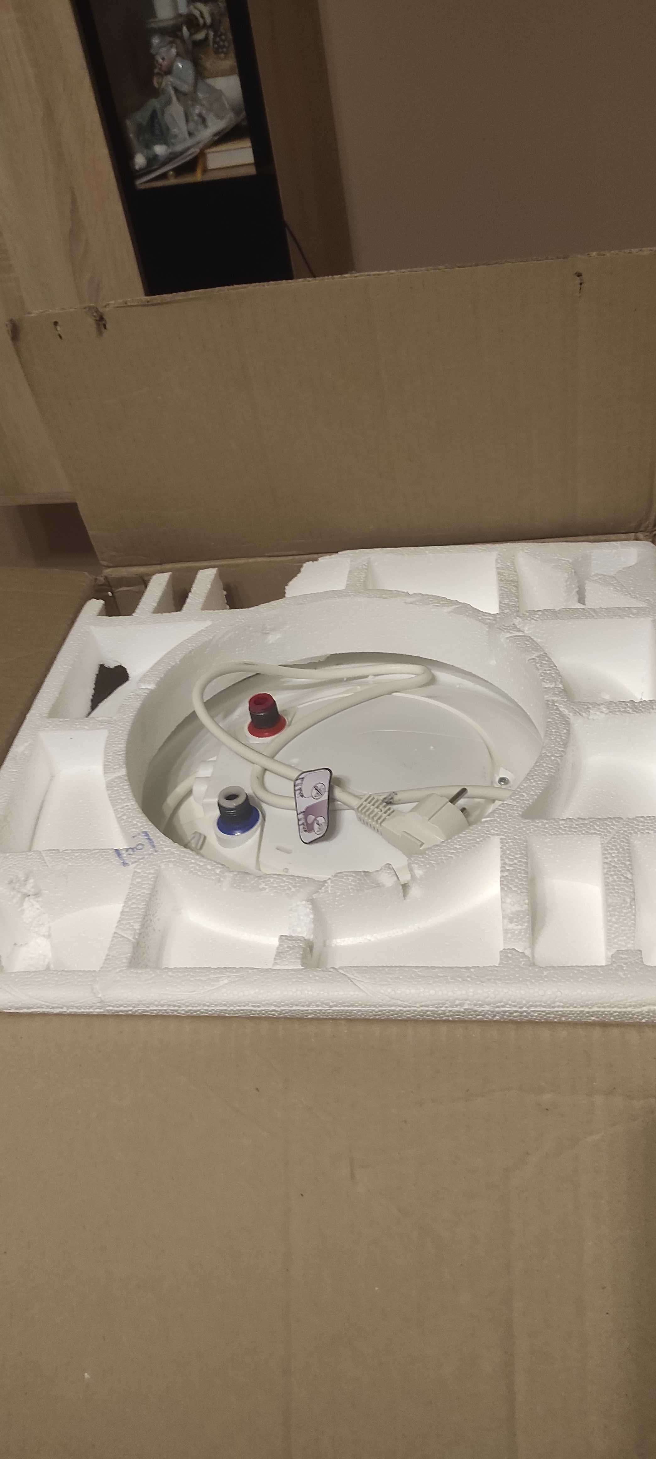 Podgrzewacz elektryczny wody 80 L , 1500W.