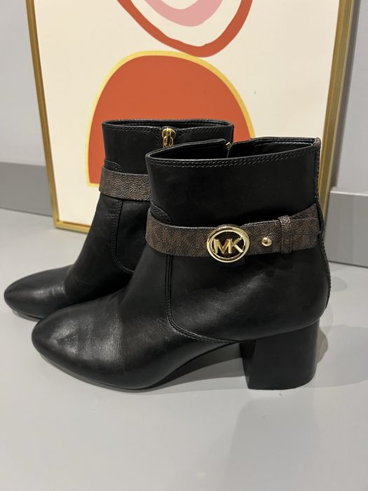 Botins Micharl Kors
