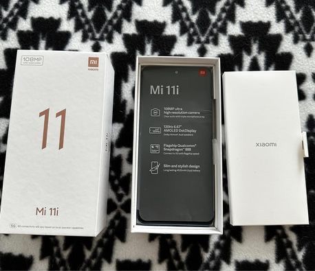 Smartphone XIAOMI Mi 11i 5G (6.67'' - 8 GB - 128 GB - Prateado