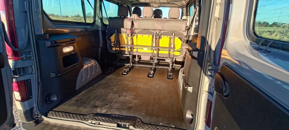 Wynajem bus 9 osób Long Klima Wyjazdy Jesień Zima