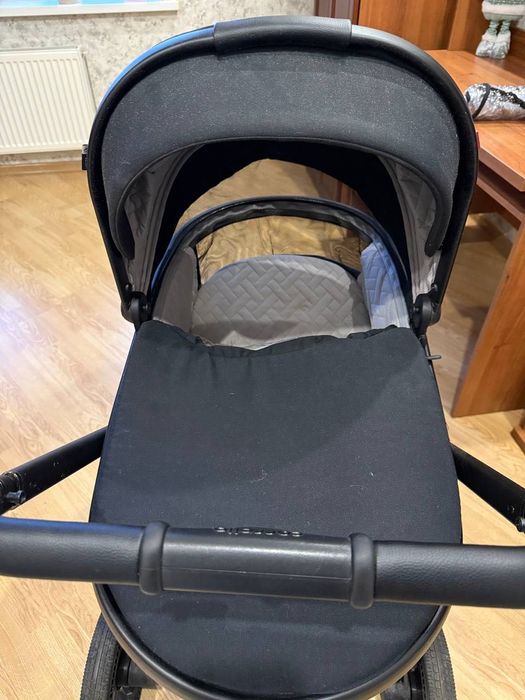 Коляска дитяча Carrello Ultra