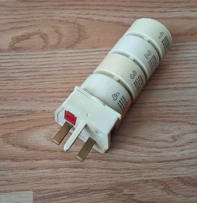 Adaptador de tomadas internacionais