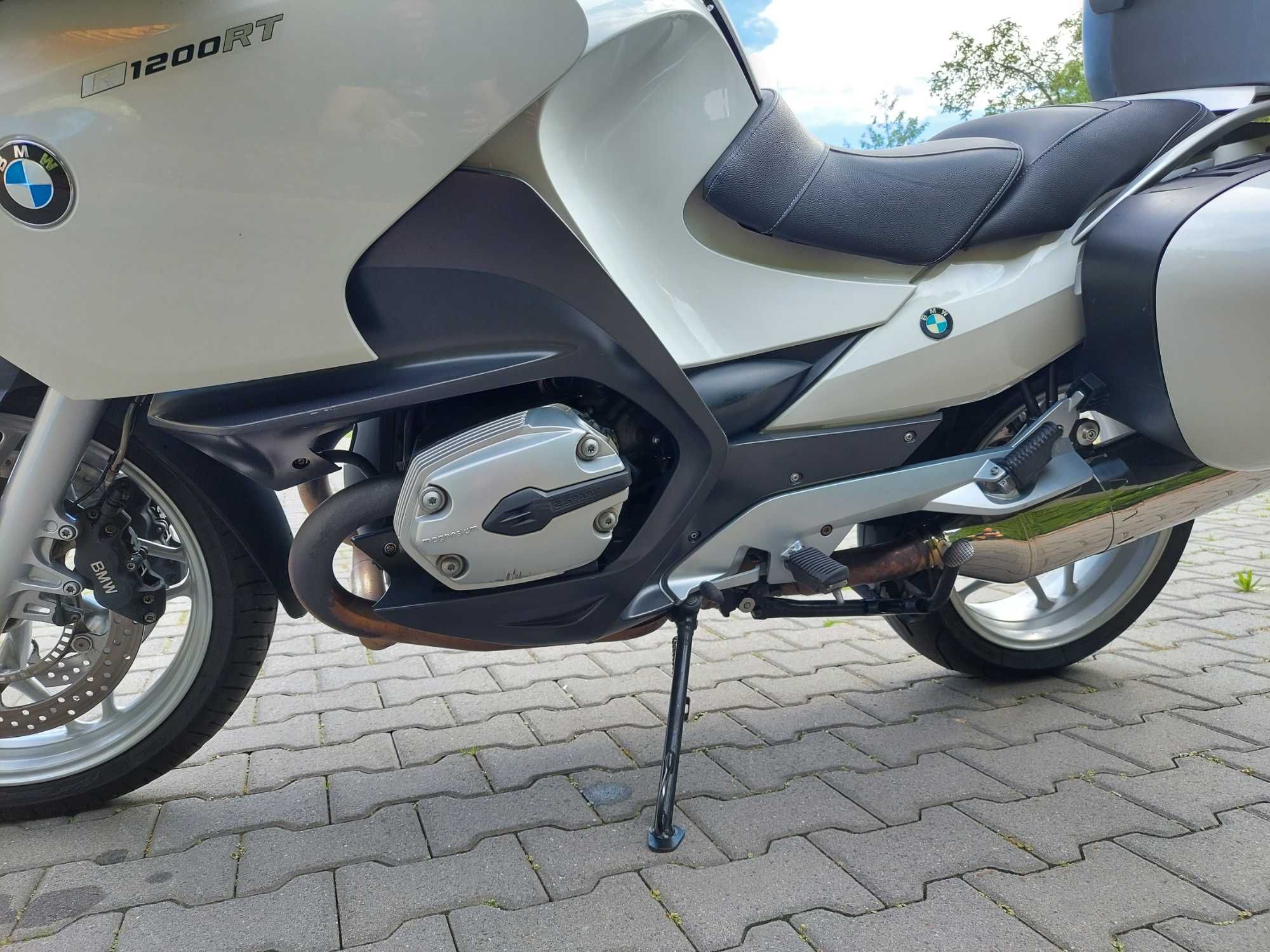 Motocykl turystyczny BMW R1200RT