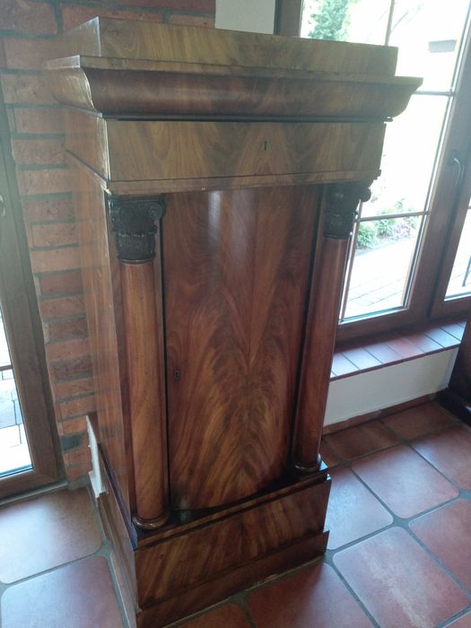 Antyk słupek Biedermeier