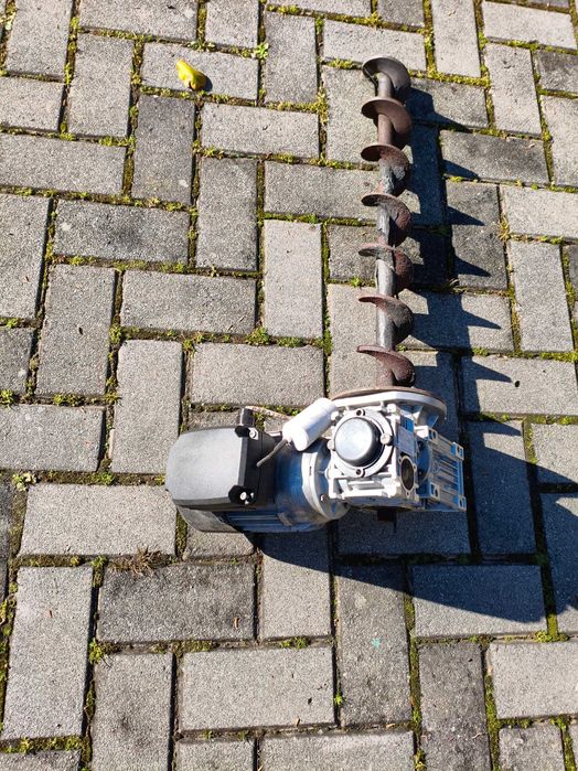 Motoreduktor do pieca na ekogroszek