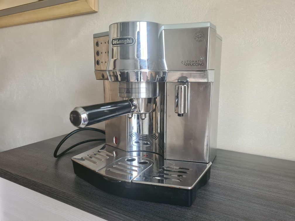 Ekspres do kawy DeLonghi Automatic Cappuccino