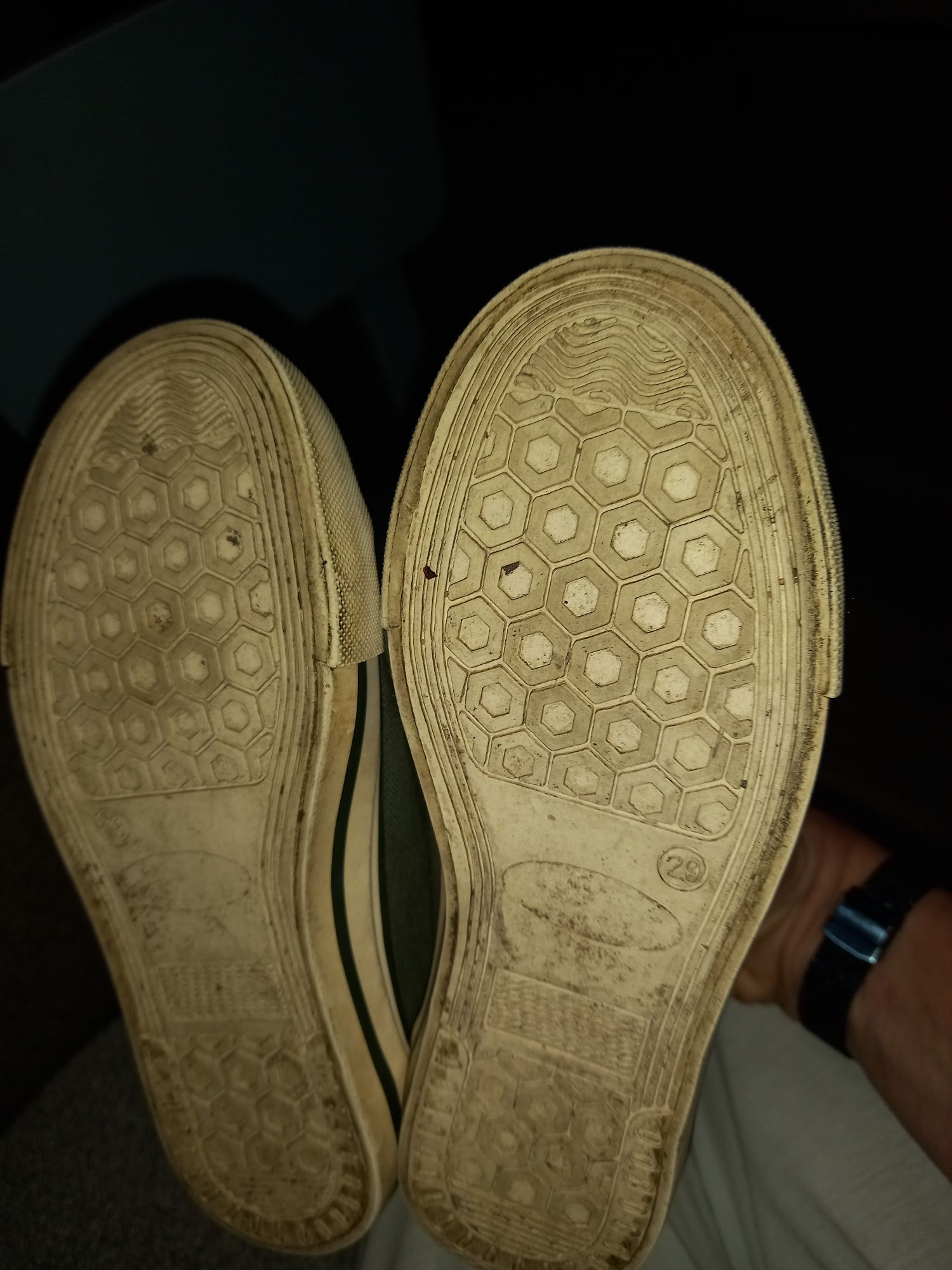 Trampki za kostkę tenisówki kapcie do przedszkola 29 w środku 18 cm