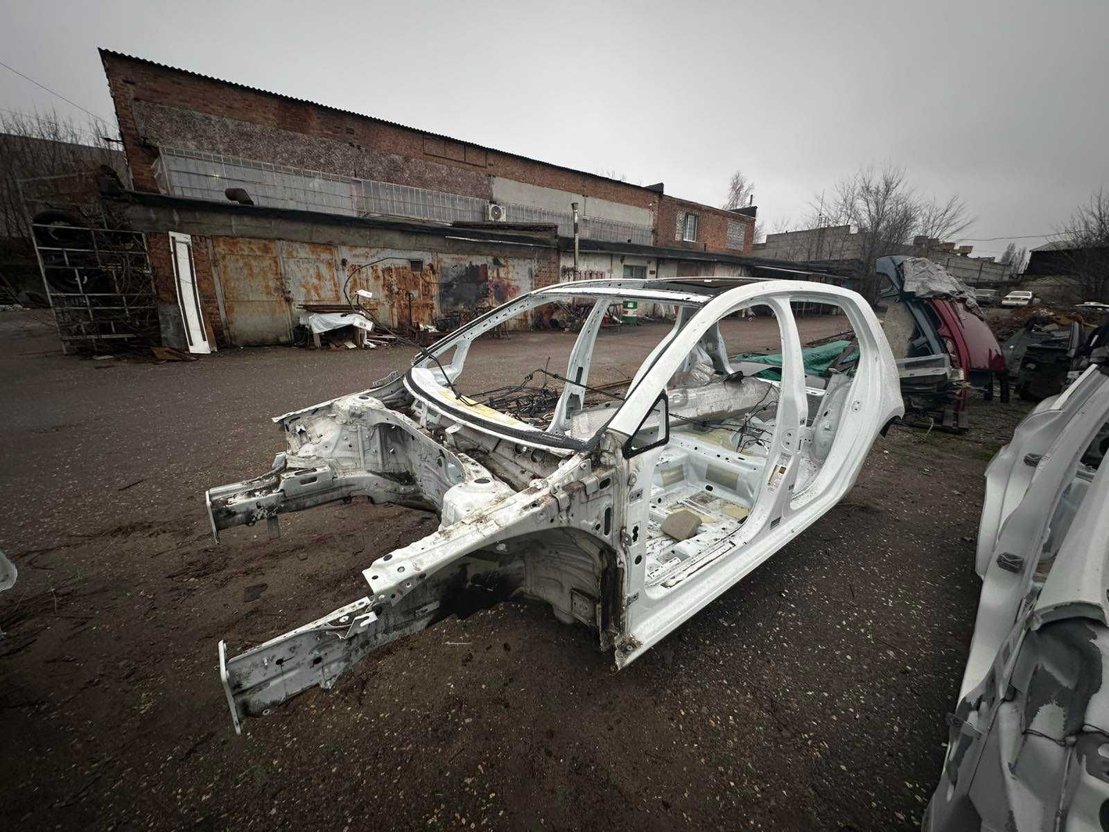 Volkswagen Golf 7 Гольф 7 фольксваген четверть перед задняя с разборки