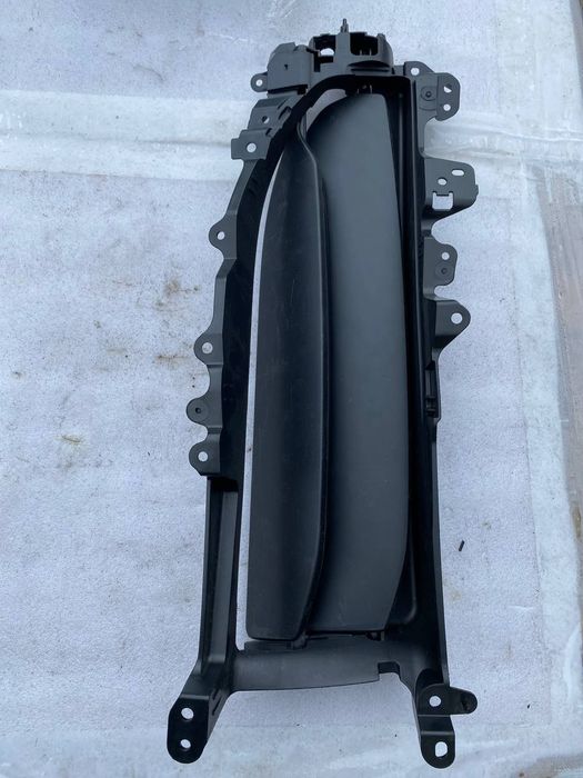 Porsche taycan жалюзі переднього бампера