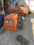 Trator pascoal com atrelado
