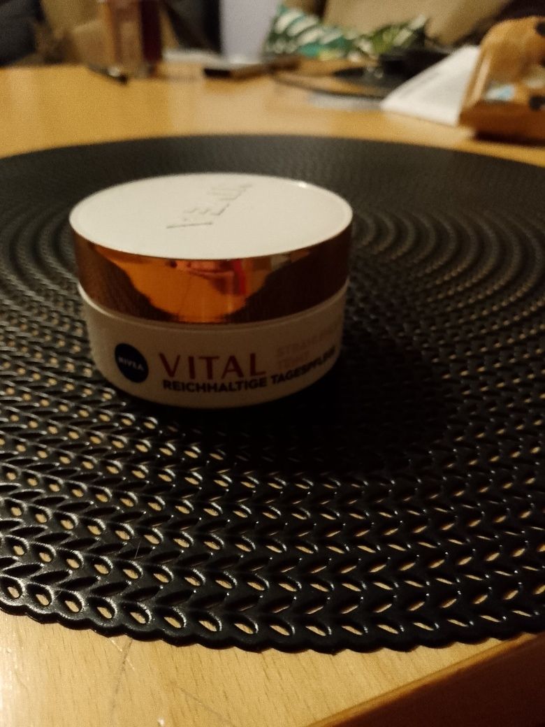 Krem vital Nivea