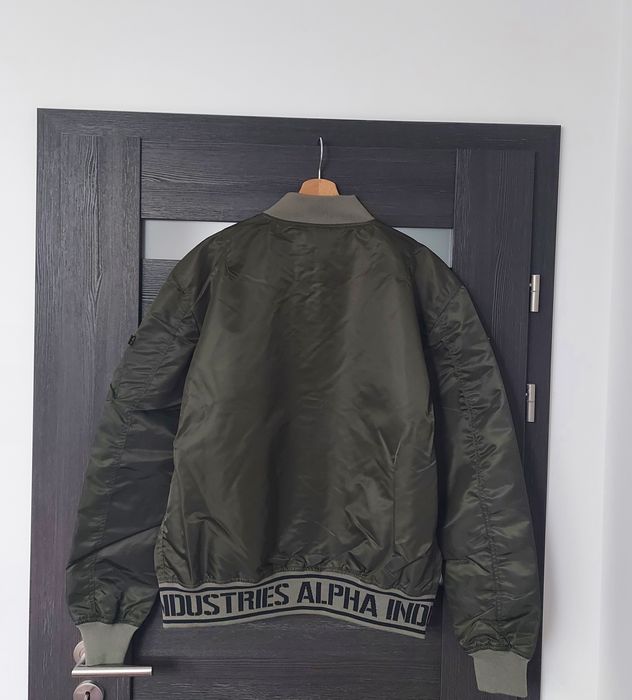 Kurtka bomberka Alpha Industries rozmiar XL