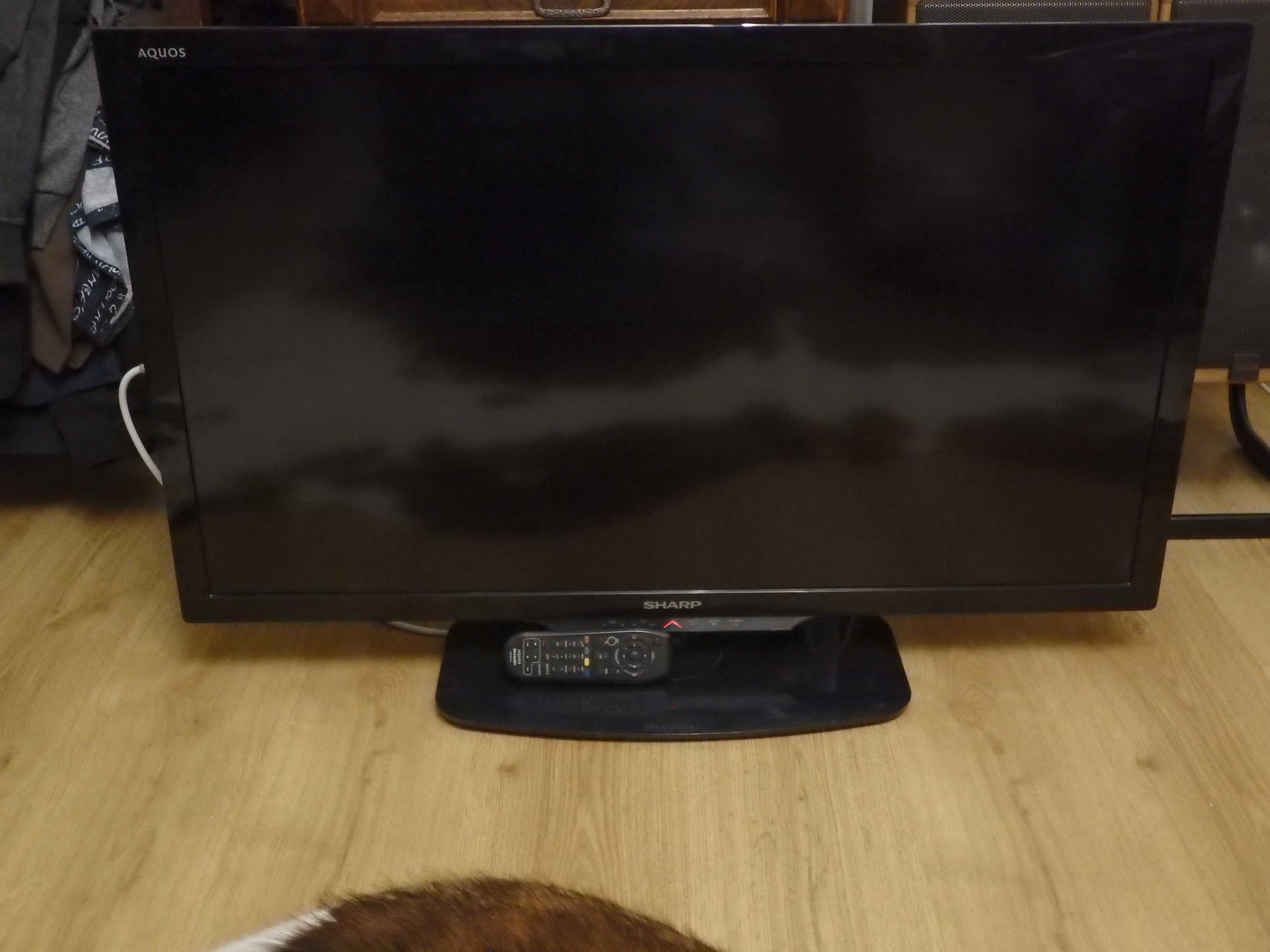 Telewizor SHARP 40 cali