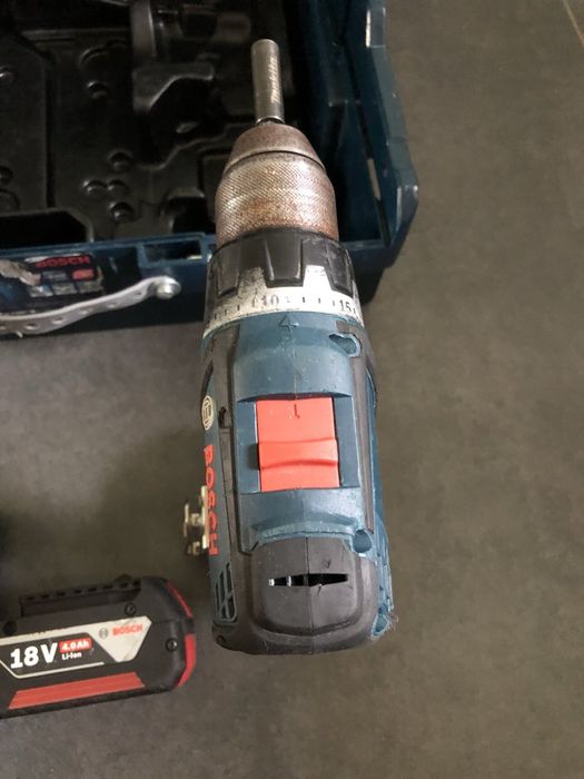 Безщітковий Акум.шуруповерт Bosch GSR 18V-EC