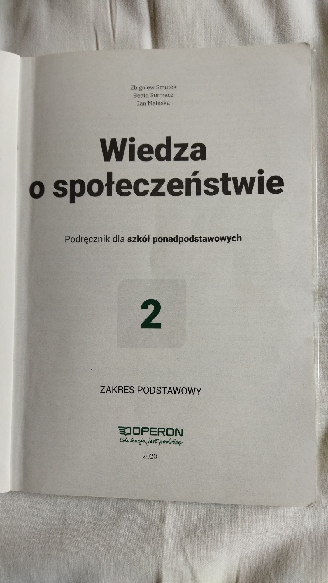 Podręcznik Wiedza o społeczeństwie 2