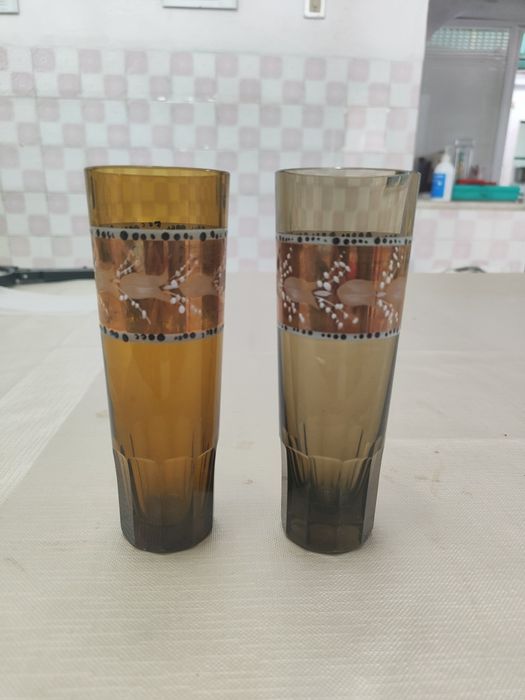 Conjunto de Copos Antigos