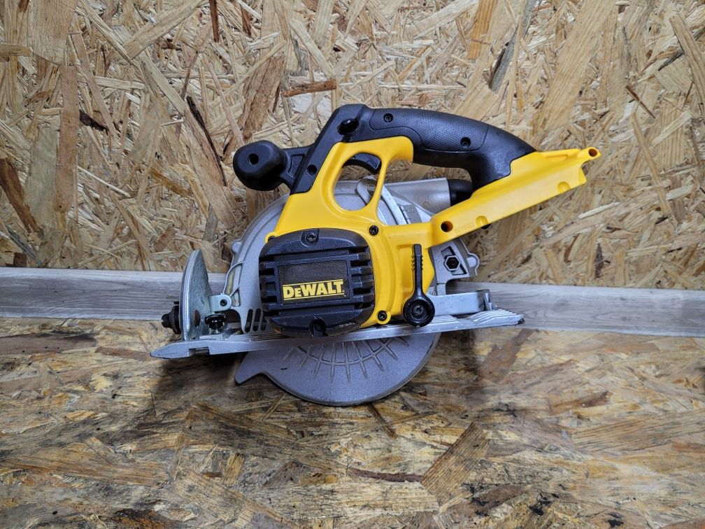 Dewalt DC300 pilarka tarczowa 36v