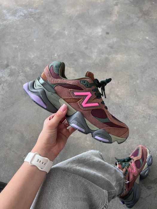 New Balance 9060 Burgundy