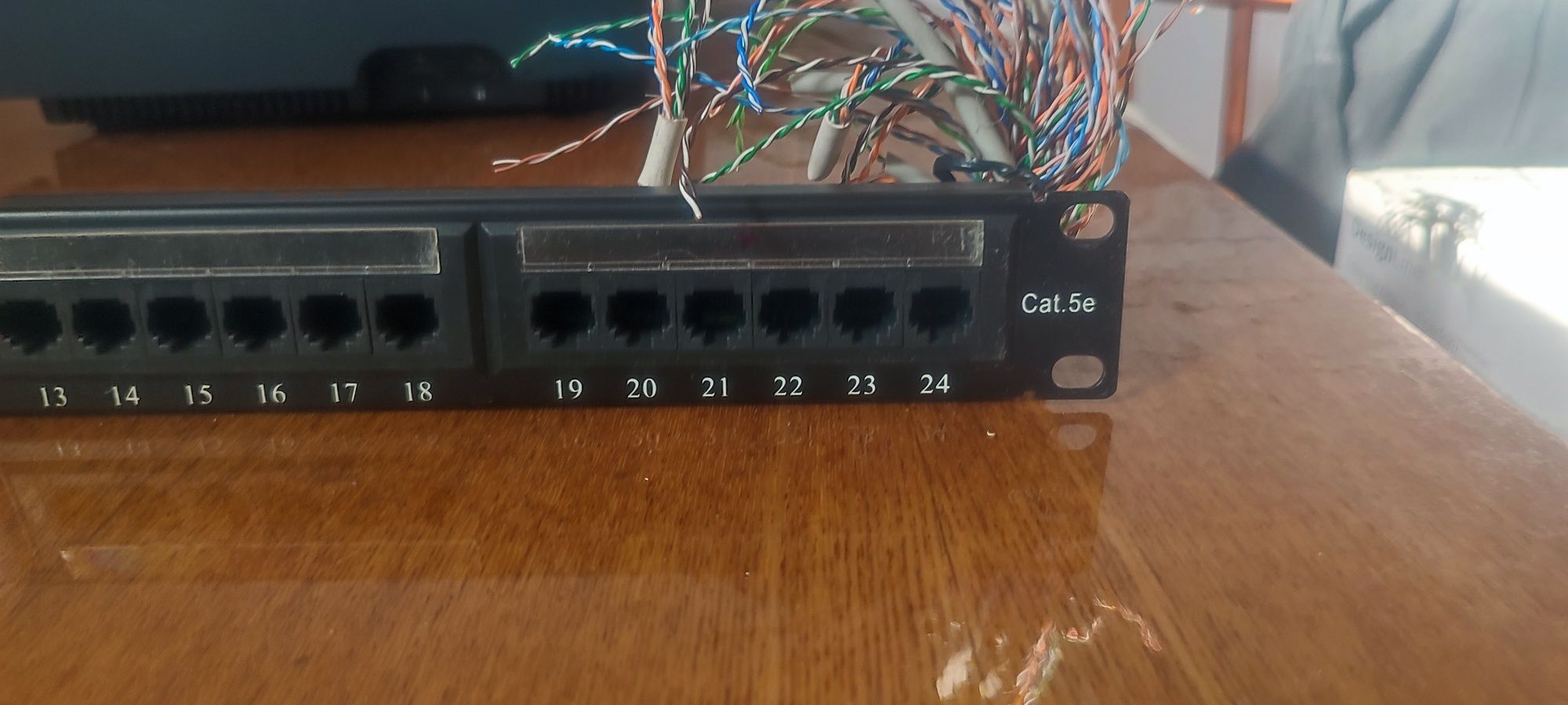 Патч панель CAT 5e