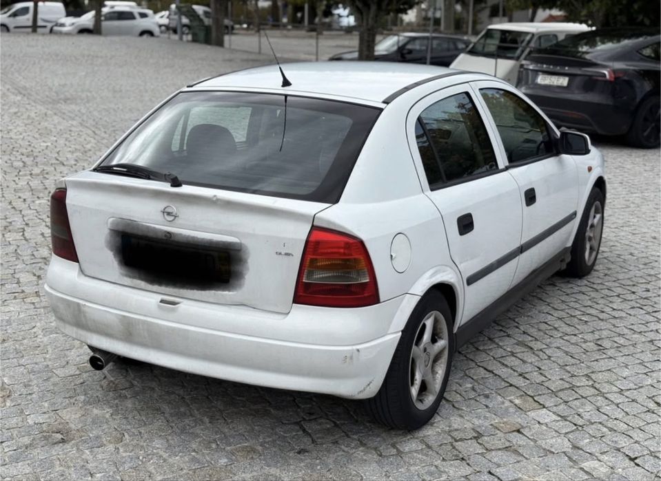 Troco Opel Astra G 2.0 a Gásoleo
