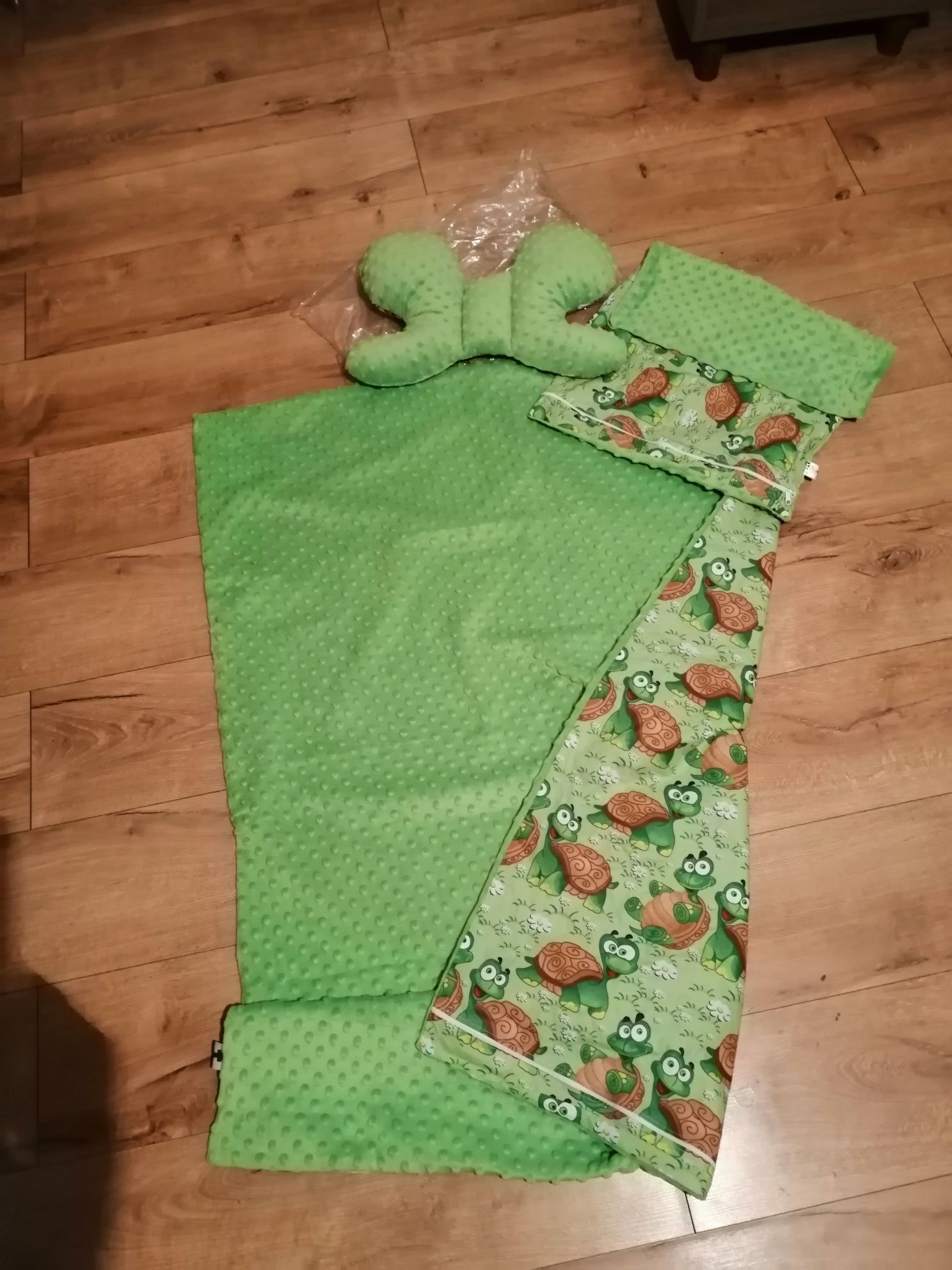Komplet do łóżeczka