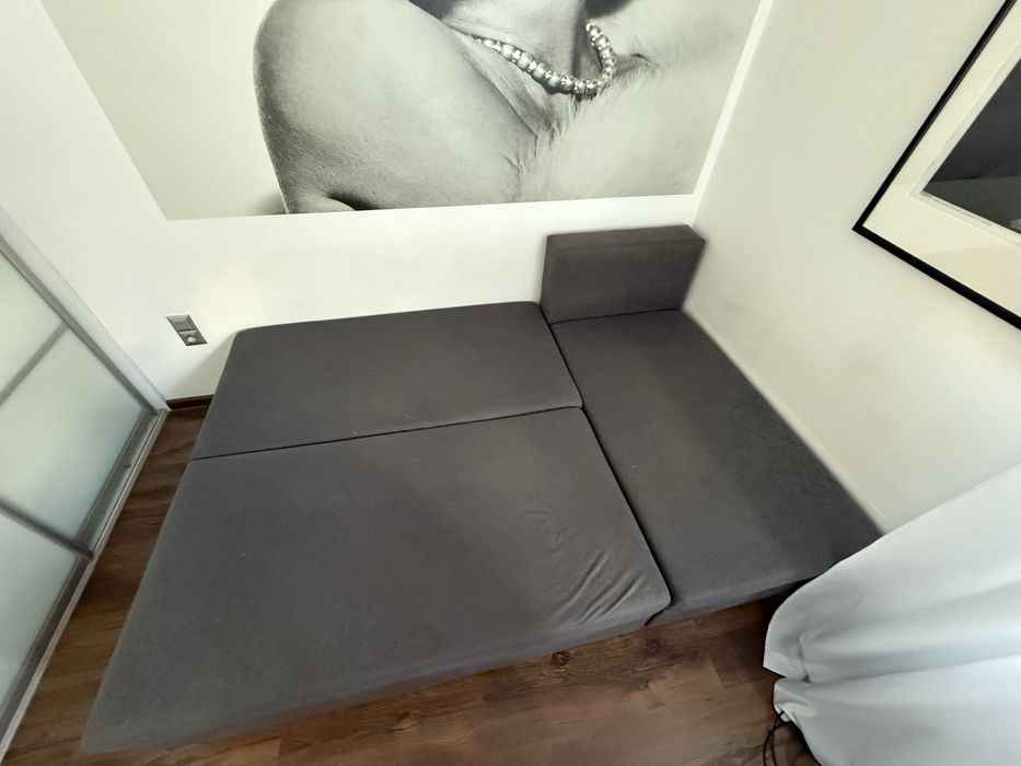 Dwuosobowa sofa rozkladana z szezlongiem IKEA