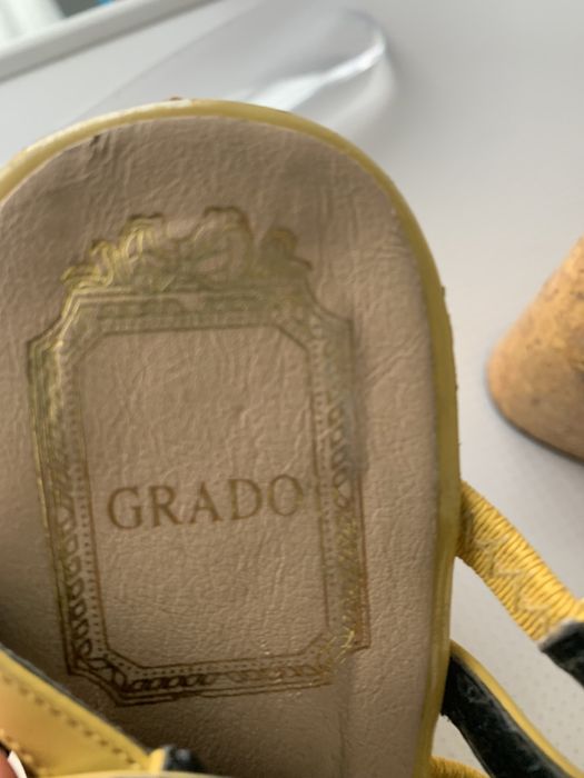 Sandálias elegantes