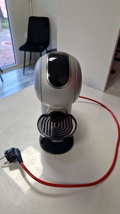 Ekspres na kapsułki Krups Nescafe Dolce Gusto Genio S Touch KP440E