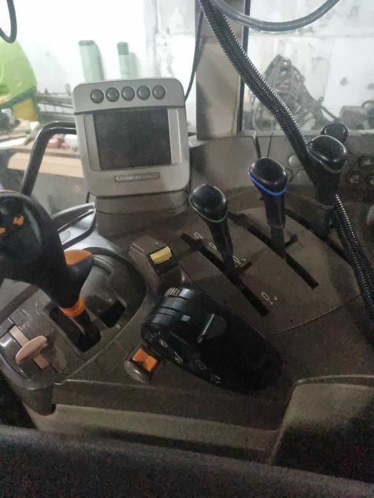 Vende-se Trator John Deere 6930 Premium