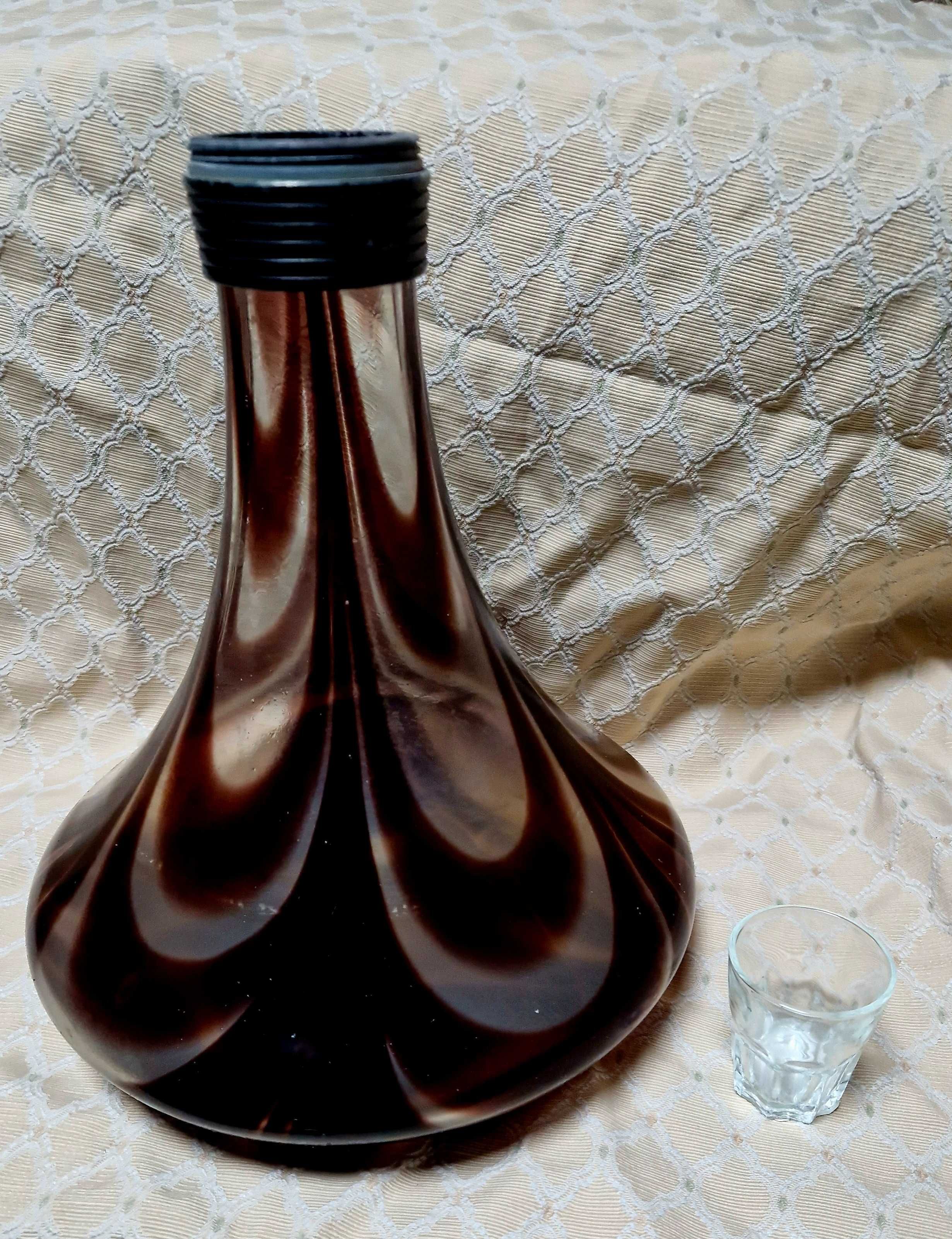 Колба скляна коричнева висока ваза