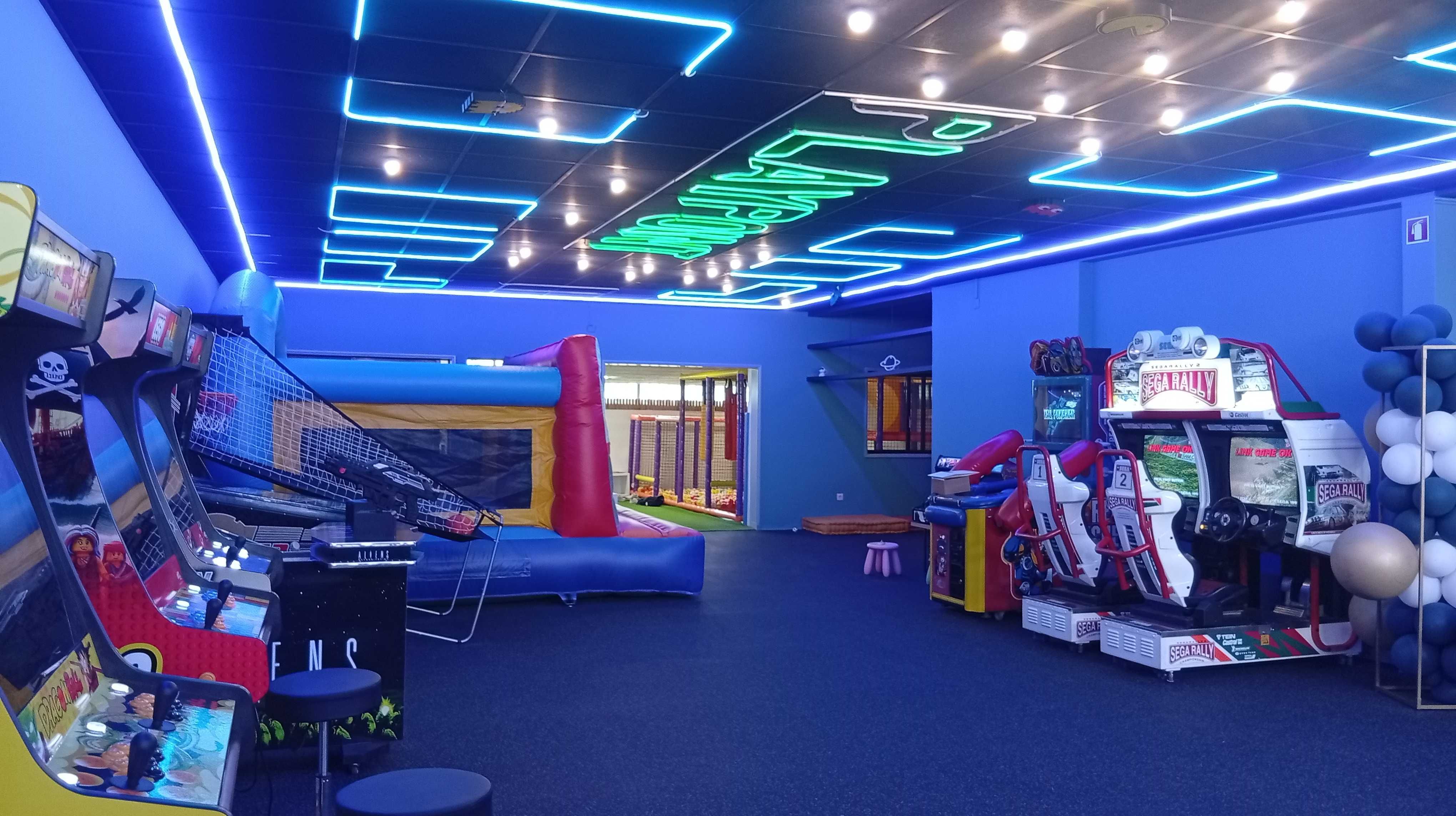 Salão de jogos e diversões para eventos infantis e familiares