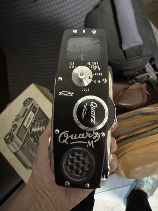 Нова кінокамера Кварц-2 (1974)ретро,колекційна у кожаному футлярі