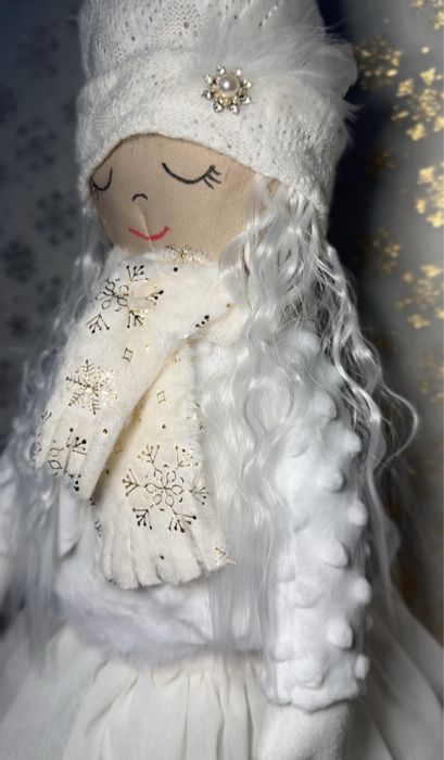 Новорічна дівчинка янголятко