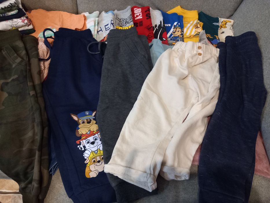 27 sztuk +9 po domu paka ubrań r. 98 Stan bardzo dobry