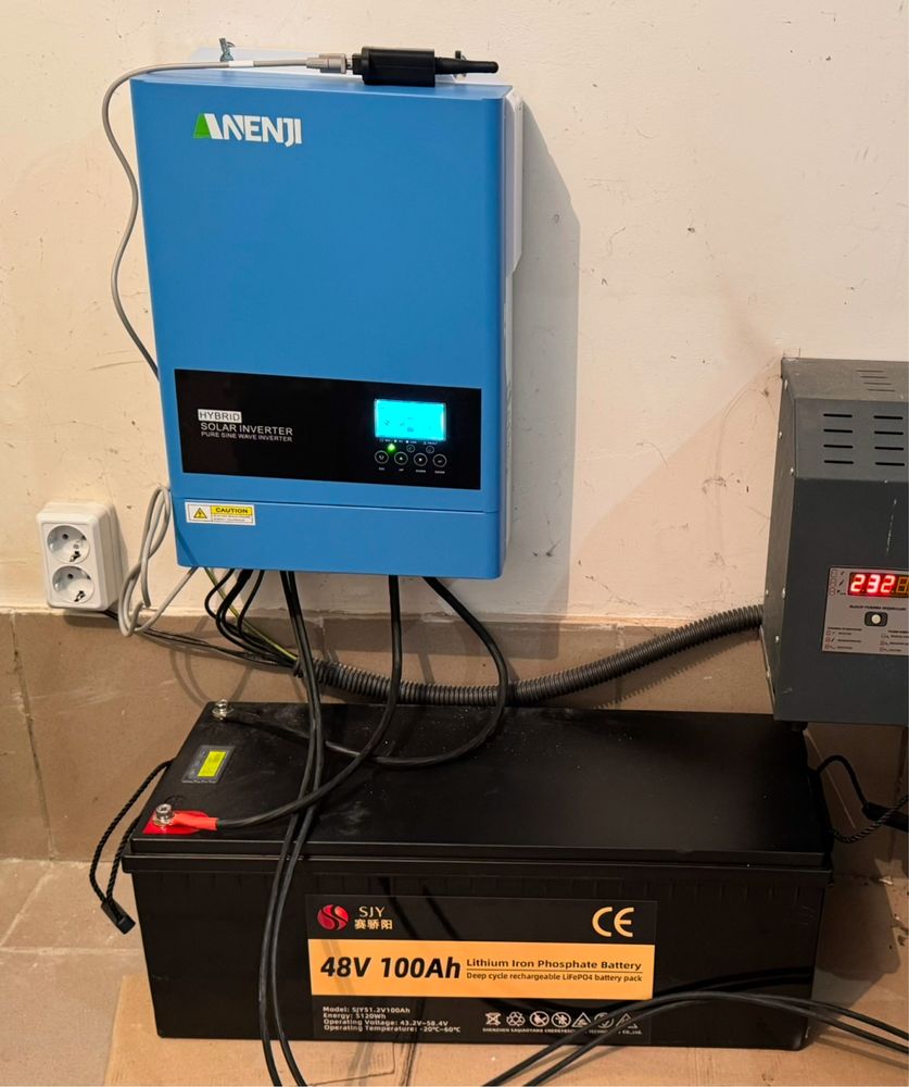 Інвертор гібридний 6.2 Kw 48v. + акумулятор 5Агод.