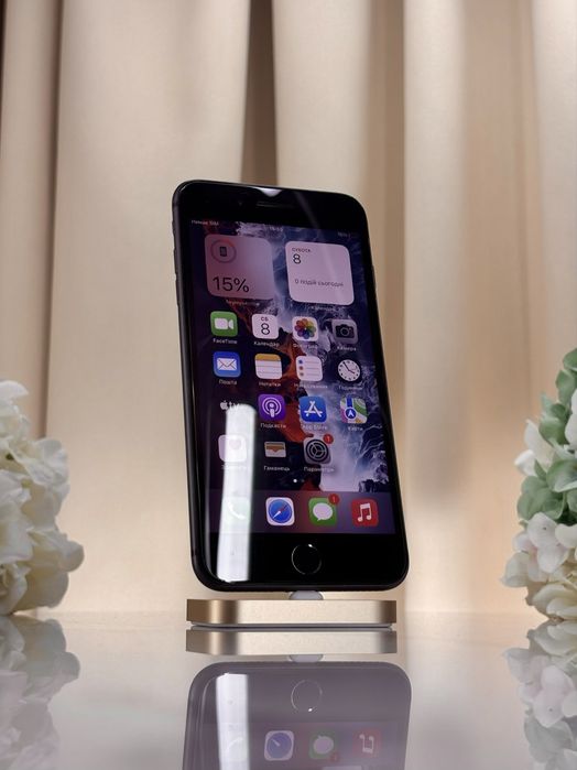 Ідеальний iPhone 8 Plus 64GB Neverlock Уцінка! (Магазин Гарантія)
