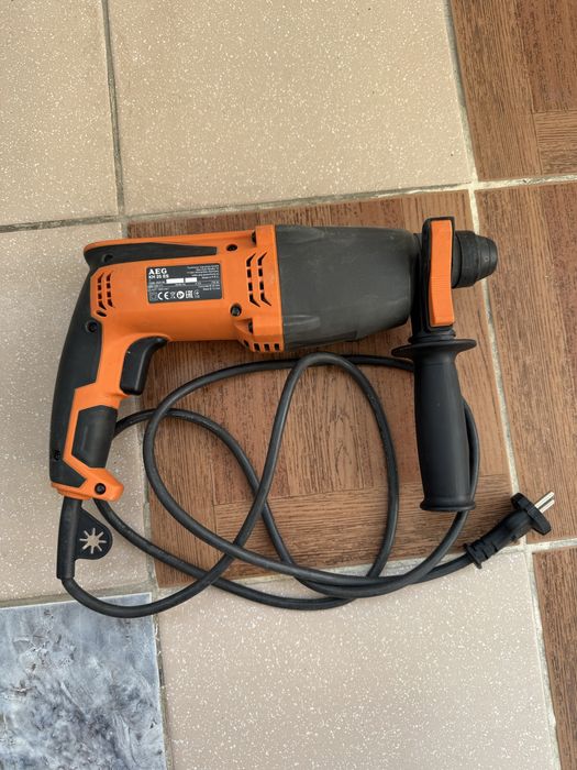 Перфоратор AEG KH 25 ES 2,3 Джоулі
